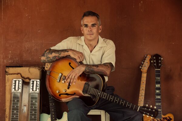 MARIO COBO Y SUS ASOMBROSAS GUITARRAS EN ALBACETE - Imagen 2